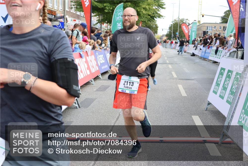 15.09.2024 - PSD Bank Halbmarathon Strokosch-Dieckow http://msf.ph/oto/7084396 15.09.2024 12:27:17 Ziel 2113, 3249, 3490 meine-sportfotos.de
