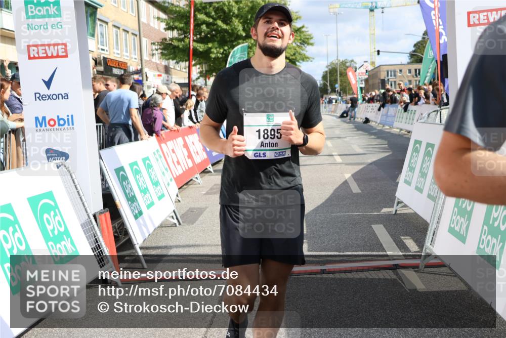 15.09.2024 - PSD Bank Halbmarathon Strokosch-Dieckow http://msf.ph/oto/7084434 15.09.2024 12:36:01 Ziel 1504, 1895, 2257, 2286 meine-sportfotos.de