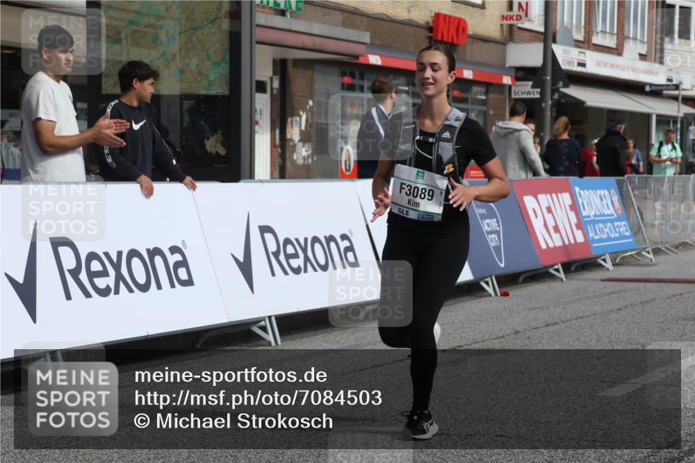 15.09.2024 - PSD Bank Halbmarathon Michael Strokosch http://msf.ph/oto/7084503 15.09.2024 12:31:10 Ziel 1948, 1961, 2259, 2858, 3089, 3211, 3279, 3416, 3486, 3542 meine-sportfotos.de