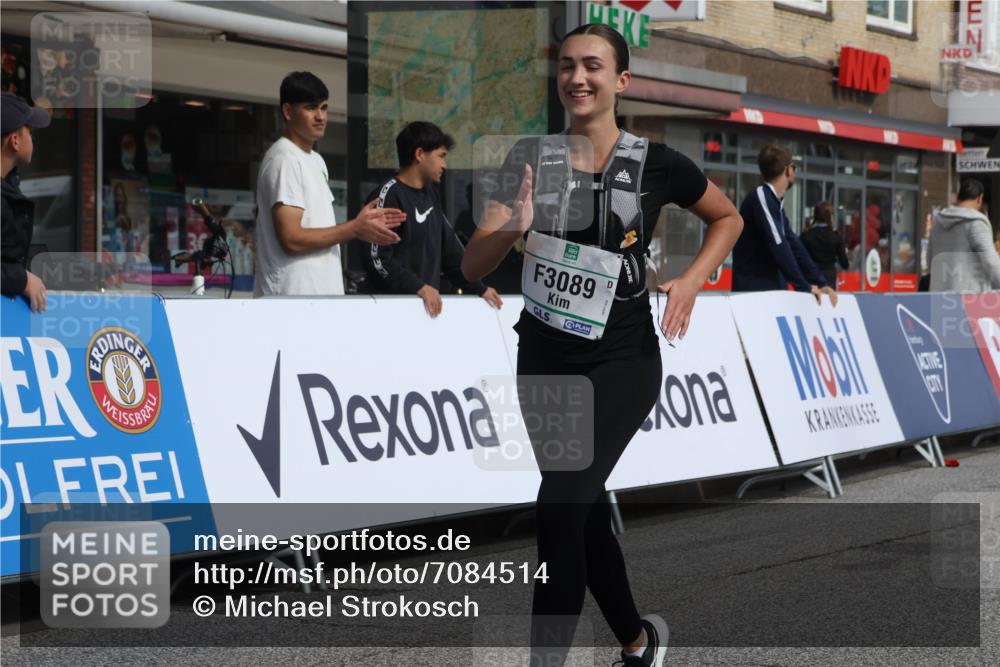 15.09.2024 - PSD Bank Halbmarathon Michael Strokosch http://msf.ph/oto/7084514 15.09.2024 12:31:11 Ziel 1948, 1961, 2259, 2858, 3089, 3279, 3309, 3416, 3486, 3542 meine-sportfotos.de
