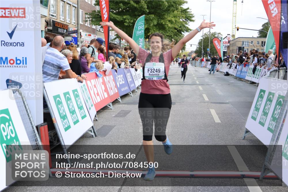 15.09.2024 - PSD Bank Halbmarathon Strokosch-Dieckow http://msf.ph/oto/7084590 15.09.2024 12:27:20 Ziel 2113, 2812, 3249, 3490 meine-sportfotos.de