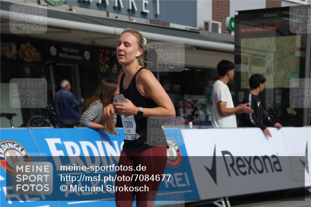 15.09.2024 - PSD Bank Halbmarathon Michael Strokosch http://msf.ph/oto/7084677 15.09.2024 12:31:22 Ziel 1866, 1948, 1961, 2068, 2887, 3309, 3486 meine-sportfotos.de