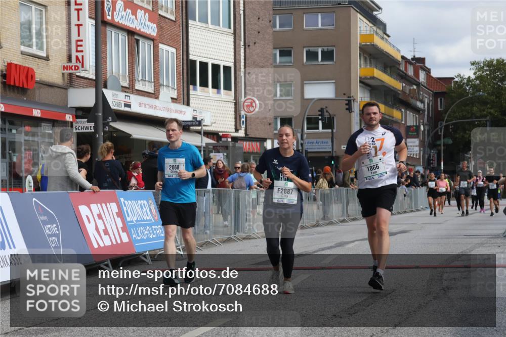 15.09.2024 - PSD Bank Halbmarathon Michael Strokosch http://msf.ph/oto/7084688 15.09.2024 12:31:26 Ziel 1866, 2068, 2887, 3309 meine-sportfotos.de