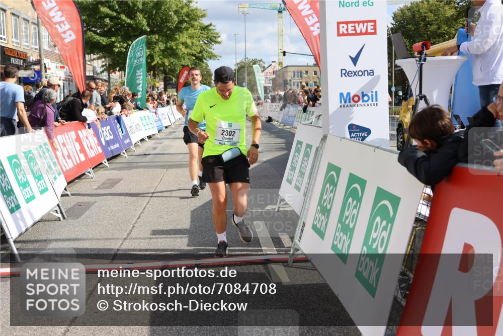 15.09.2024 - PSD Bank Halbmarathon Strokosch-Dieckow http://msf.ph/oto/7084708 15.09.2024 12:36:31 Ziel 2302, 2380 meine-sportfotos.de