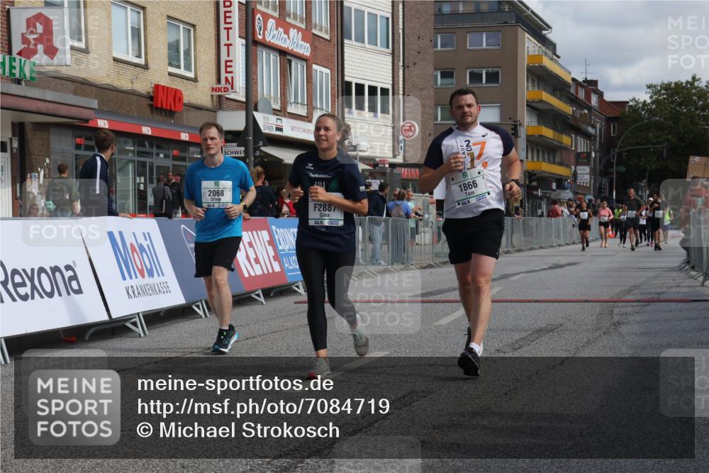 15.09.2024 - PSD Bank Halbmarathon Michael Strokosch http://msf.ph/oto/7084719 15.09.2024 12:31:27 Ziel 1866, 2068, 2887, 3309 meine-sportfotos.de