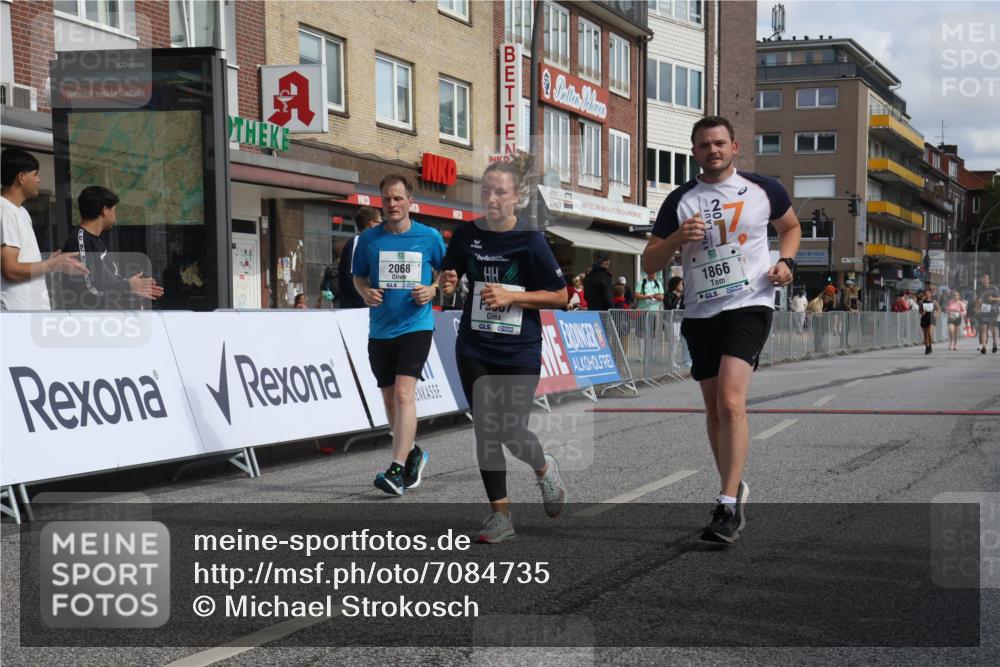 15.09.2024 - PSD Bank Halbmarathon Michael Strokosch http://msf.ph/oto/7084735 15.09.2024 12:31:28 Ziel 1866, 2068, 2887, 3309 meine-sportfotos.de