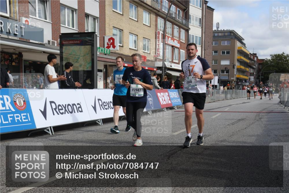 15.09.2024 - PSD Bank Halbmarathon Michael Strokosch http://msf.ph/oto/7084747 15.09.2024 12:31:29 Ziel 1866, 2068, 2887, 3309 meine-sportfotos.de