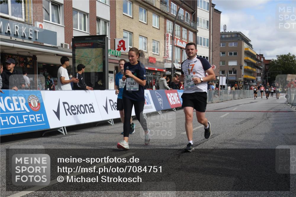 15.09.2024 - PSD Bank Halbmarathon Michael Strokosch http://msf.ph/oto/7084751 15.09.2024 12:31:29 Ziel 1866, 2068, 2887, 3309 meine-sportfotos.de