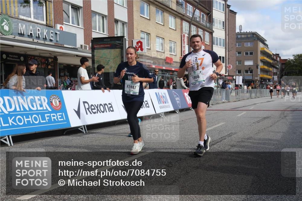 15.09.2024 - PSD Bank Halbmarathon Michael Strokosch http://msf.ph/oto/7084755 15.09.2024 12:31:29 Ziel 1866, 2068, 2887, 3309 meine-sportfotos.de