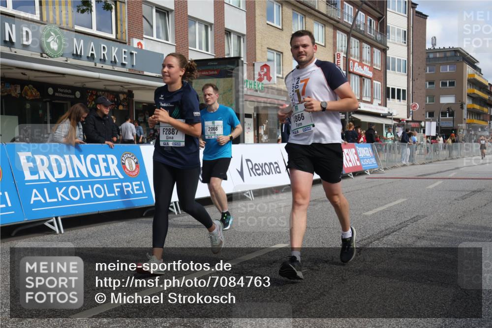 15.09.2024 - PSD Bank Halbmarathon Michael Strokosch http://msf.ph/oto/7084763 15.09.2024 12:31:29 Ziel 1866, 2068, 2887, 3309 meine-sportfotos.de