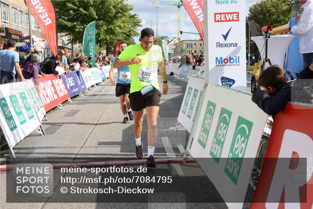 15.09.2024 - PSD Bank Halbmarathon Strokosch-Dieckow http://msf.ph/oto/7084795 15.09.2024 12:36:32 Ziel 2302, 2380 meine-sportfotos.de