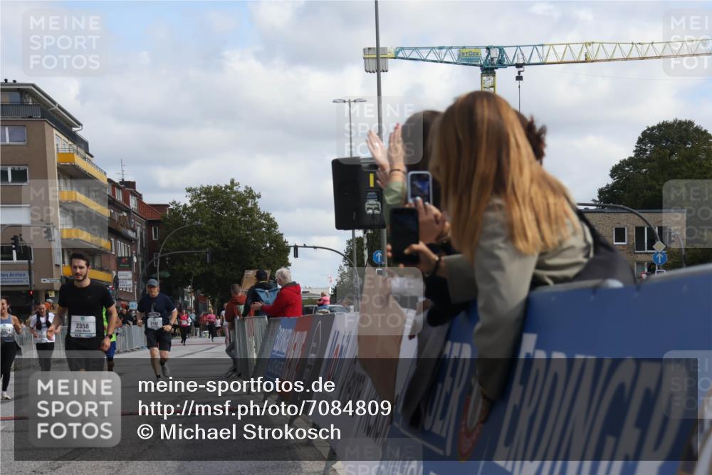 15.09.2024 - PSD Bank Halbmarathon Michael Strokosch http://msf.ph/oto/7084809 15.09.2024 12:31:40 Ziel 2192, 2352, 2358, 2423, 3014, 3203, 3207, 3356, 3541 meine-sportfotos.de