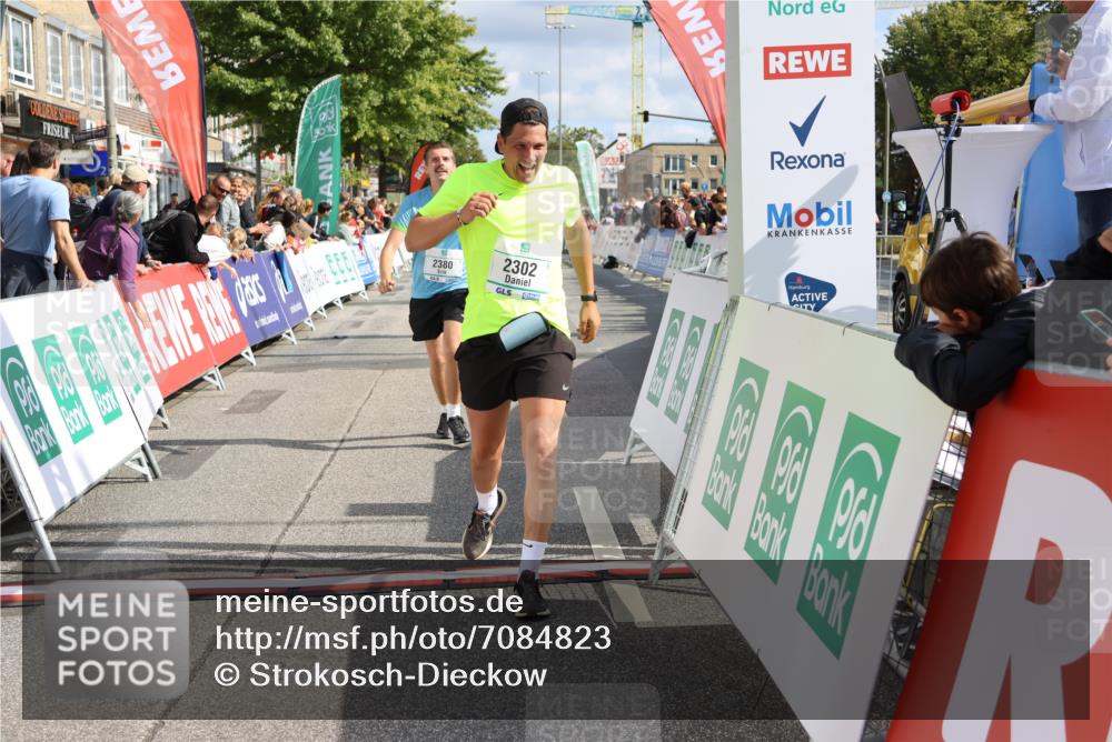 15.09.2024 - PSD Bank Halbmarathon Strokosch-Dieckow http://msf.ph/oto/7084823 15.09.2024 12:36:32 Ziel 2302, 2380 meine-sportfotos.de