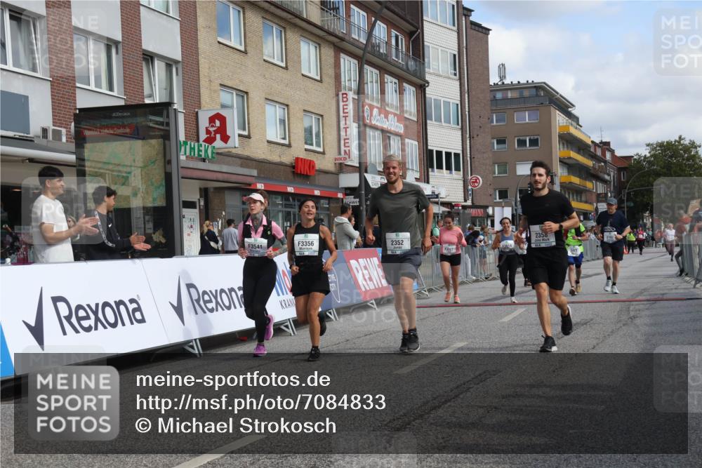 15.09.2024 - PSD Bank Halbmarathon Michael Strokosch http://msf.ph/oto/7084833 15.09.2024 12:31:42 Ziel 2192, 2352, 2358, 2423, 3014, 3203, 3207, 3356, 3541 meine-sportfotos.de