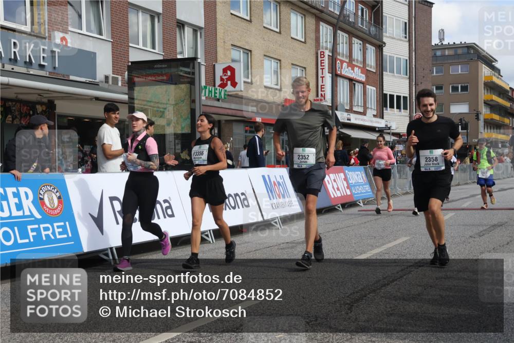 15.09.2024 - PSD Bank Halbmarathon Michael Strokosch http://msf.ph/oto/7084852 15.09.2024 12:31:43 Ziel 2192, 2352, 2358, 2423, 3014, 3203, 3207, 3356, 3541 meine-sportfotos.de