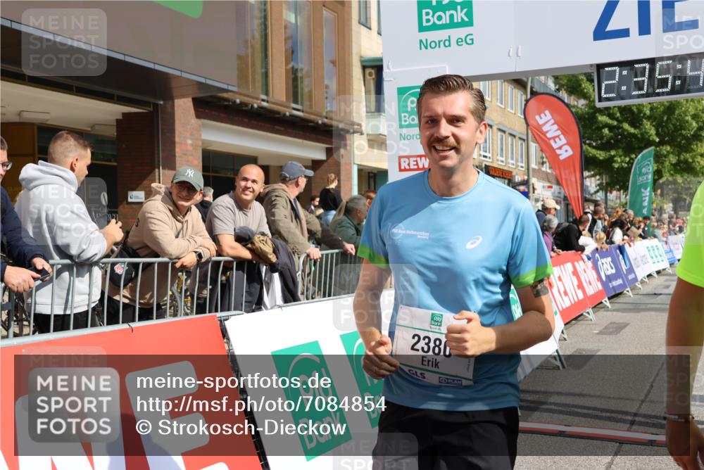 15.09.2024 - PSD Bank Halbmarathon Strokosch-Dieckow http://msf.ph/oto/7084854 15.09.2024 12:36:34 Ziel 2302, 2380 meine-sportfotos.de