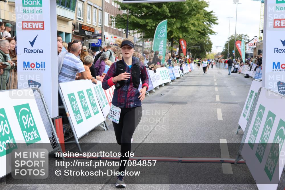 15.09.2024 - PSD Bank Halbmarathon Strokosch-Dieckow http://msf.ph/oto/7084857 15.09.2024 12:27:28 Ziel 2113, 2812, 3249, 3490 meine-sportfotos.de
