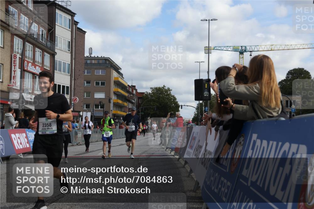 15.09.2024 - PSD Bank Halbmarathon Michael Strokosch http://msf.ph/oto/7084863 15.09.2024 12:31:43 Ziel 2192, 2352, 2358, 2423, 3014, 3203, 3207, 3356, 3541 meine-sportfotos.de