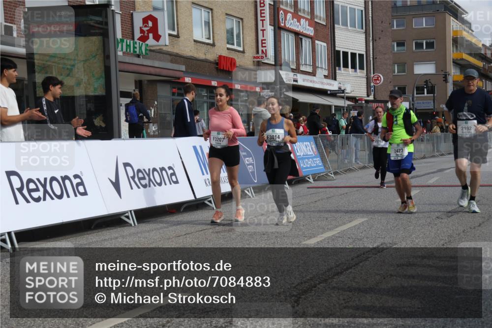 15.09.2024 - PSD Bank Halbmarathon Michael Strokosch http://msf.ph/oto/7084883 15.09.2024 12:31:45 Ziel 2192, 2352, 2358, 2423, 3014, 3203, 3207, 3356, 3541 meine-sportfotos.de