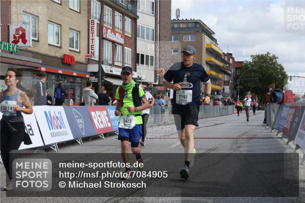 15.09.2024 - PSD Bank Halbmarathon Michael Strokosch http://msf.ph/oto/7084905 15.09.2024 12:31:46 Ziel 2192, 2352, 2358, 2423, 3014, 3203, 3207, 3291, 3356, 3541 meine-sportfotos.de