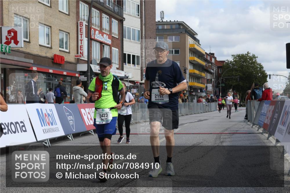 15.09.2024 - PSD Bank Halbmarathon Michael Strokosch http://msf.ph/oto/7084910 15.09.2024 12:31:46 Ziel 2192, 2352, 2358, 2423, 3014, 3203, 3207, 3291, 3356, 3541 meine-sportfotos.de