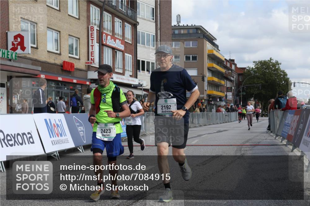 15.09.2024 - PSD Bank Halbmarathon Michael Strokosch http://msf.ph/oto/7084915 15.09.2024 12:31:46 Ziel 2192, 2352, 2358, 2423, 3014, 3203, 3207, 3291, 3356, 3541 meine-sportfotos.de