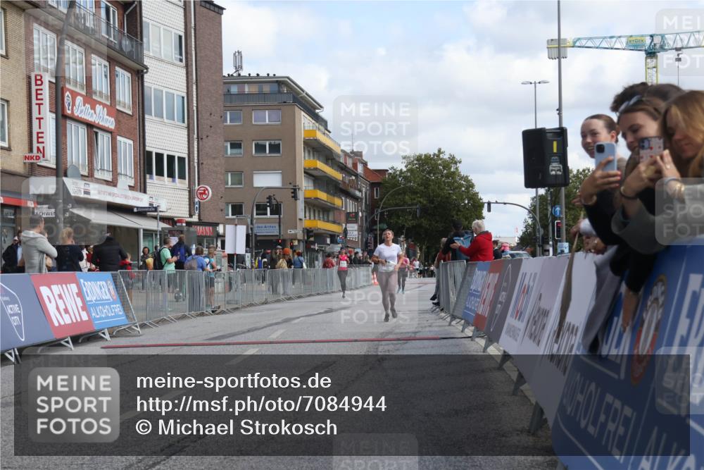 15.09.2024 - PSD Bank Halbmarathon Michael Strokosch http://msf.ph/oto/7084944 15.09.2024 12:31:50 Ziel 2192, 2352, 2358, 2423, 3014, 3203, 3207, 3291, 3356, 3541 meine-sportfotos.de