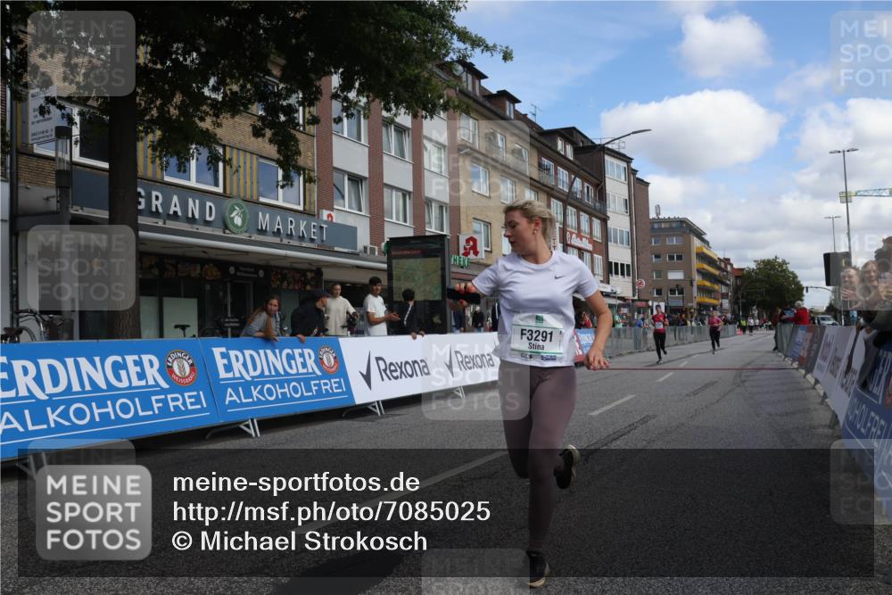 15.09.2024 - PSD Bank Halbmarathon Michael Strokosch http://msf.ph/oto/7085025 15.09.2024 12:31:58 Ziel 2684, 3104, 3203, 3291 meine-sportfotos.de