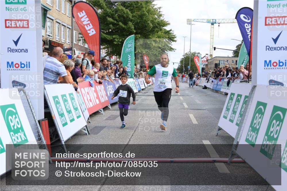 15.09.2024 - PSD Bank Halbmarathon Strokosch-Dieckow http://msf.ph/oto/7085035 15.09.2024 12:27:38 Ziel 2528, 2812, 3288 meine-sportfotos.de