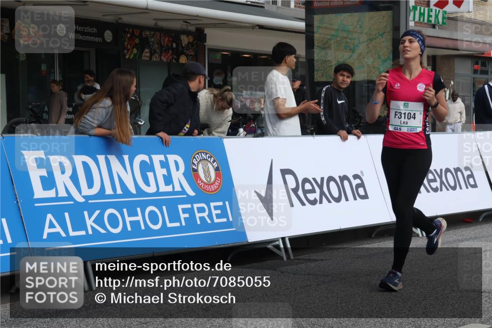 15.09.2024 - PSD Bank Halbmarathon Michael Strokosch http://msf.ph/oto/7085055 15.09.2024 12:32:03 Ziel 2375, 2684, 3104, 3291 meine-sportfotos.de
