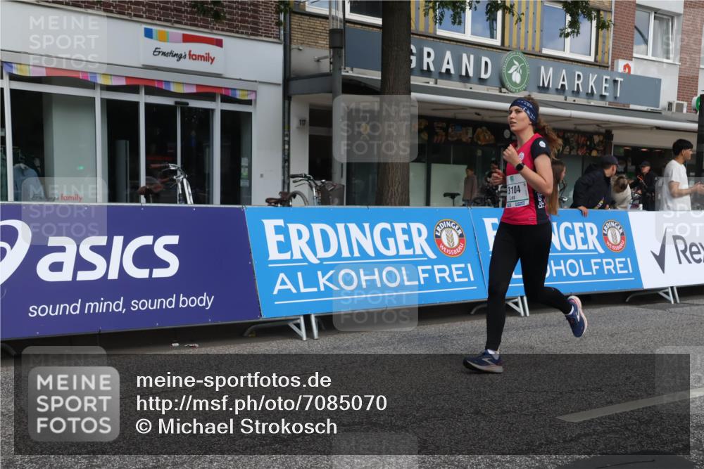 15.09.2024 - PSD Bank Halbmarathon Michael Strokosch http://msf.ph/oto/7085070 15.09.2024 12:32:04 Ziel 2375, 2684, 3104, 3291 meine-sportfotos.de