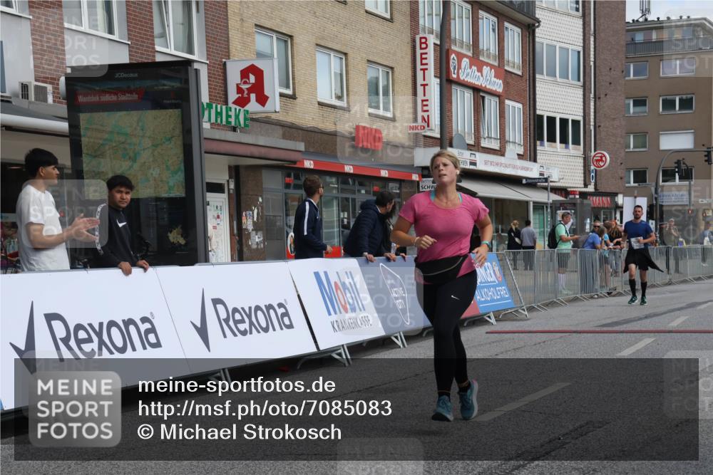 15.09.2024 - PSD Bank Halbmarathon Michael Strokosch http://msf.ph/oto/7085083 15.09.2024 12:32:05 Ziel 2375, 2684, 3104, 3291 meine-sportfotos.de