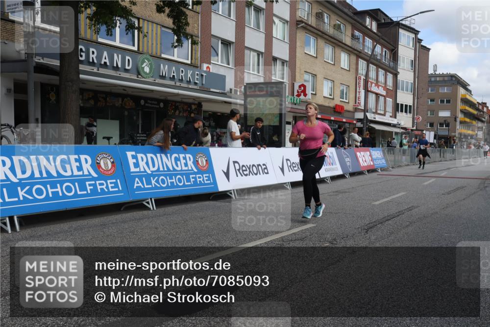 15.09.2024 - PSD Bank Halbmarathon Michael Strokosch http://msf.ph/oto/7085093 15.09.2024 12:32:06 Ziel 2375, 2684, 3104, 3291 meine-sportfotos.de