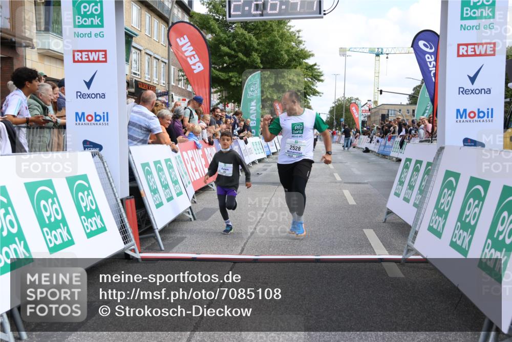 15.09.2024 - PSD Bank Halbmarathon Strokosch-Dieckow http://msf.ph/oto/7085108 15.09.2024 12:27:38 Ziel 2528, 2812, 3288 meine-sportfotos.de