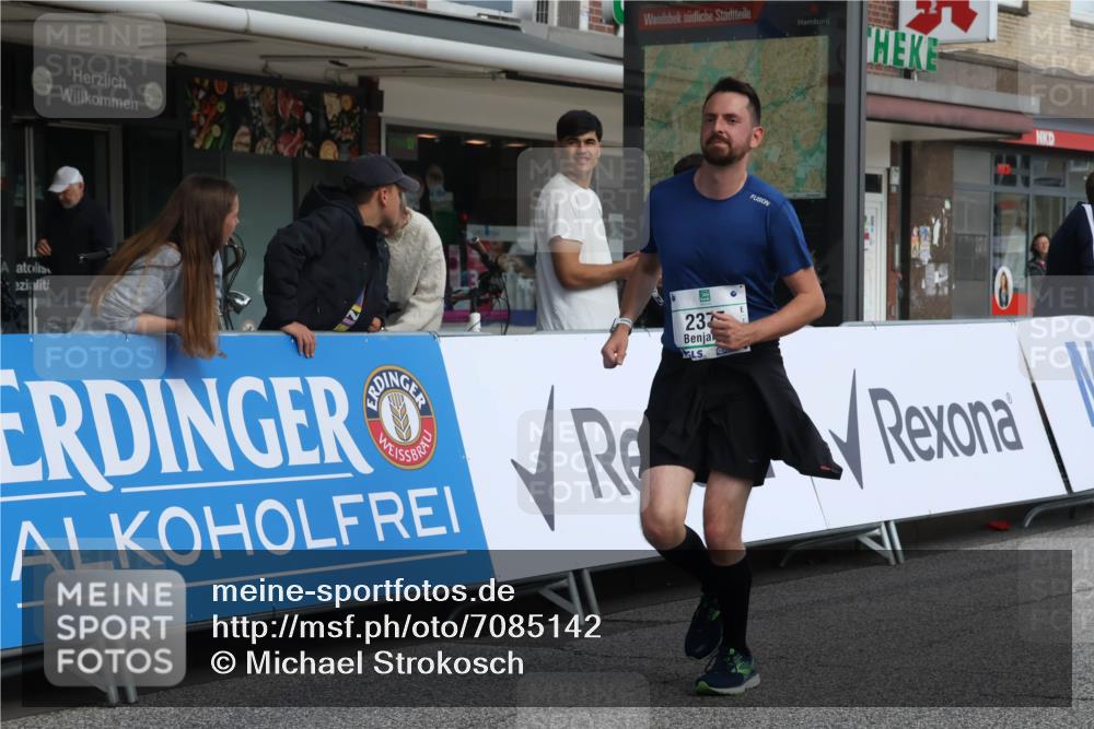 15.09.2024 - PSD Bank Halbmarathon Michael Strokosch http://msf.ph/oto/7085142 15.09.2024 12:32:12 Ziel 2375, 2684, 3104 meine-sportfotos.de