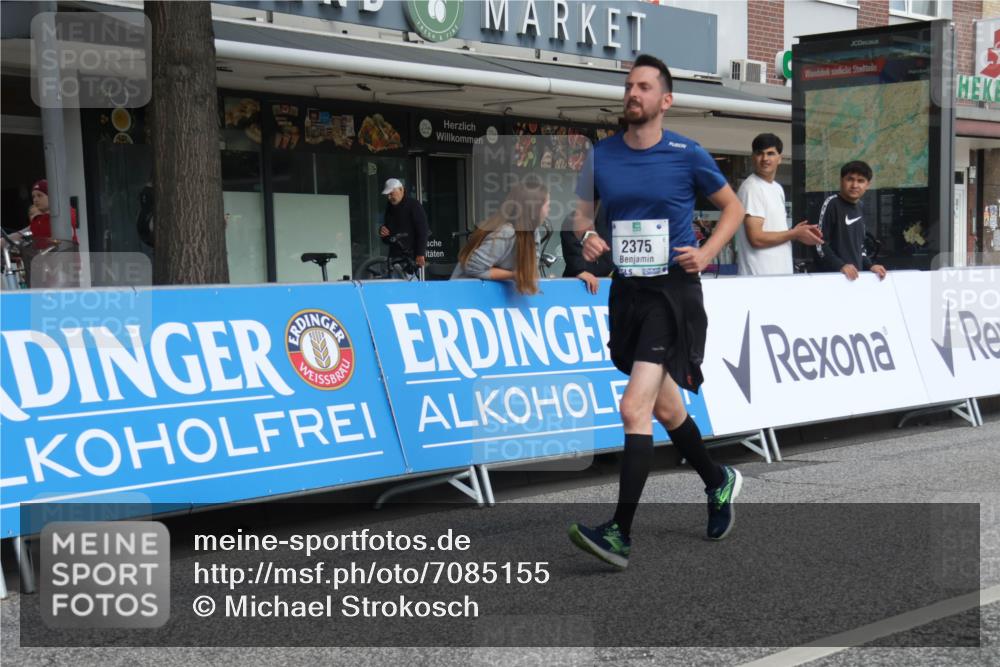 15.09.2024 - PSD Bank Halbmarathon Michael Strokosch http://msf.ph/oto/7085155 15.09.2024 12:32:12 Ziel 2375, 2684, 3104 meine-sportfotos.de