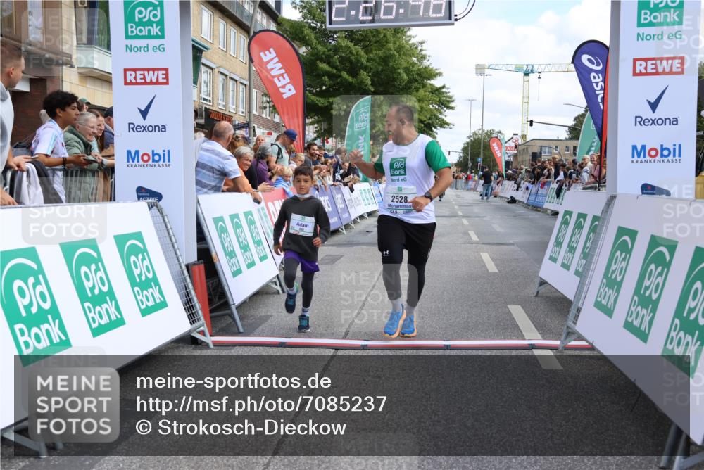 15.09.2024 - PSD Bank Halbmarathon Strokosch-Dieckow http://msf.ph/oto/7085237 15.09.2024 12:27:39 Ziel 2528, 2812, 3288 meine-sportfotos.de