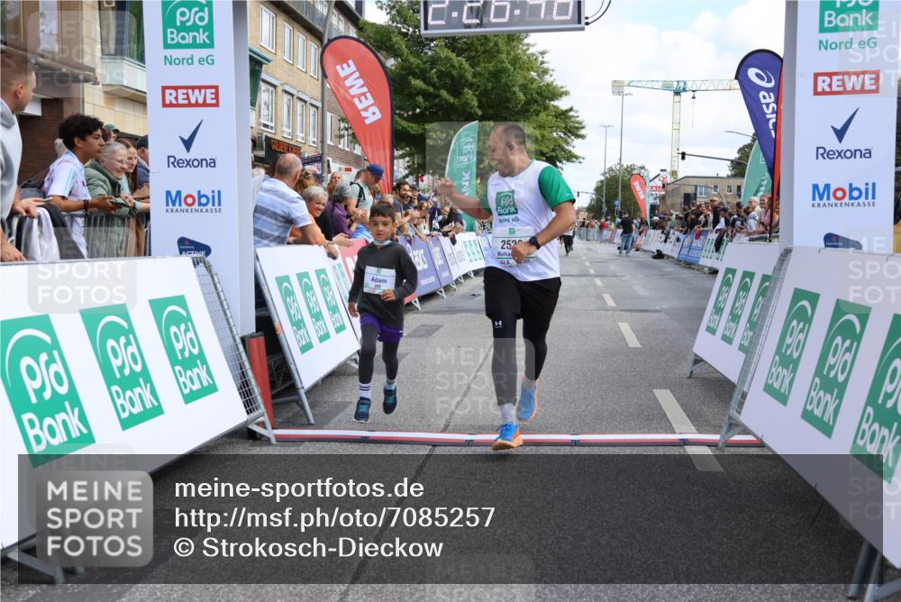 15.09.2024 - PSD Bank Halbmarathon Strokosch-Dieckow http://msf.ph/oto/7085257 15.09.2024 12:27:39 Ziel 2528, 2812, 3288 meine-sportfotos.de