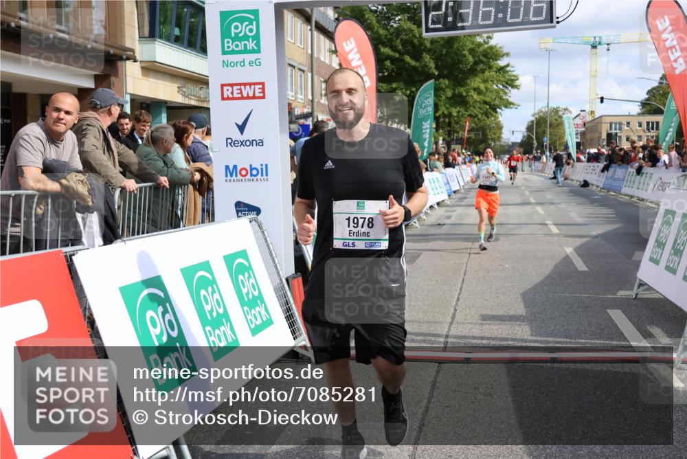 15.09.2024 - PSD Bank Halbmarathon Strokosch-Dieckow http://msf.ph/oto/7085281 15.09.2024 12:36:57 Ziel 1978, 3404, 3411 meine-sportfotos.de