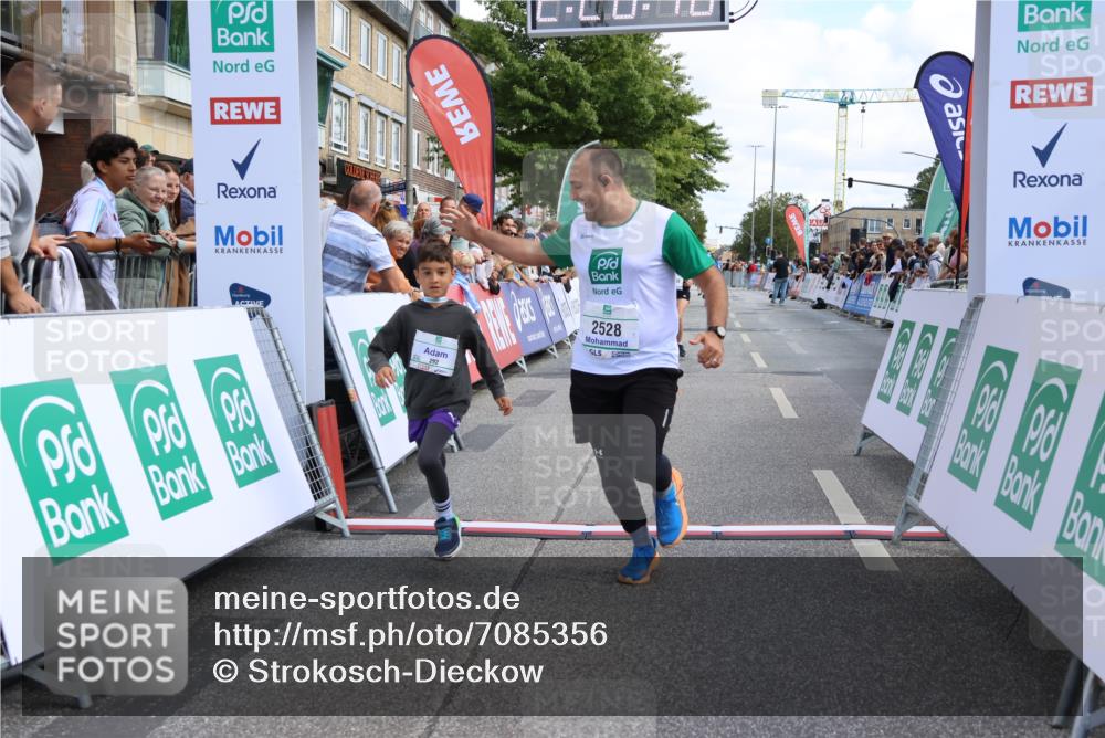 15.09.2024 - PSD Bank Halbmarathon Strokosch-Dieckow http://msf.ph/oto/7085356 15.09.2024 12:27:39 Ziel 2528, 2812, 3288 meine-sportfotos.de