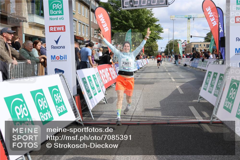 15.09.2024 - PSD Bank Halbmarathon Strokosch-Dieckow http://msf.ph/oto/7085391 15.09.2024 12:37:00 Ziel 1978, 2317, 3404, 3411 meine-sportfotos.de