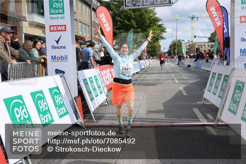 15.09.2024 - PSD Bank Halbmarathon Strokosch-Dieckow http://msf.ph/oto/7085492 15.09.2024 12:37:00 Ziel 1978, 2317, 3404, 3411 meine-sportfotos.de