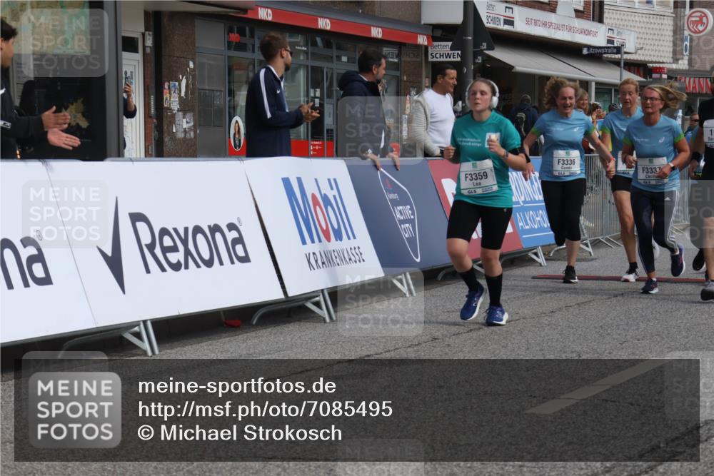 15.09.2024 - PSD Bank Halbmarathon Michael Strokosch http://msf.ph/oto/7085495 15.09.2024 12:33:03 Ziel 1939, 3308, 3336, 3337, 3359, 3463 meine-sportfotos.de