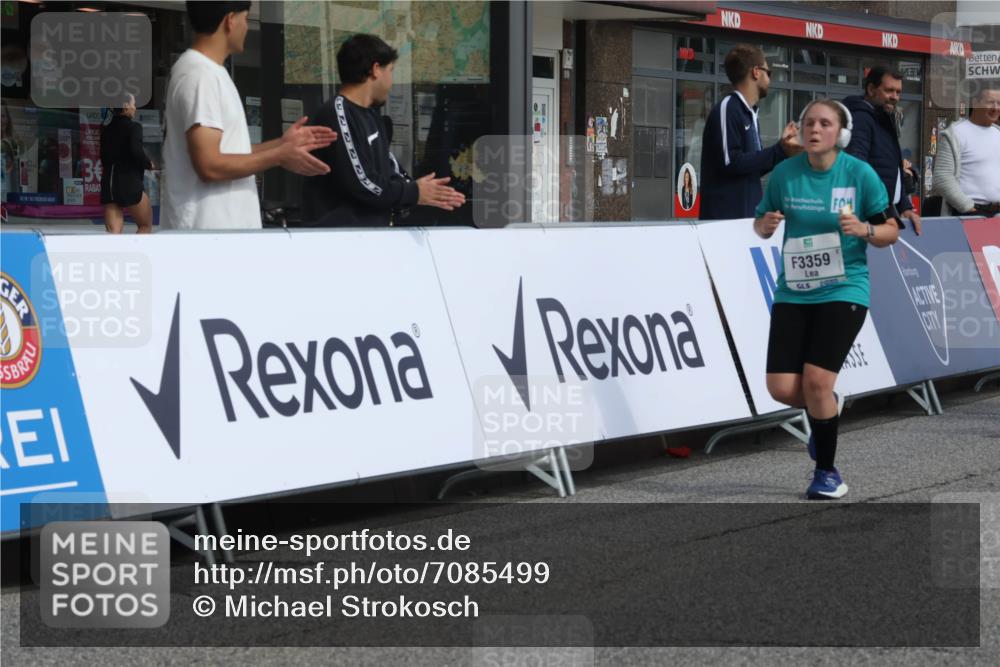 15.09.2024 - PSD Bank Halbmarathon Michael Strokosch http://msf.ph/oto/7085499 15.09.2024 12:33:03 Ziel 1939, 3308, 3336, 3337, 3359, 3463 meine-sportfotos.de