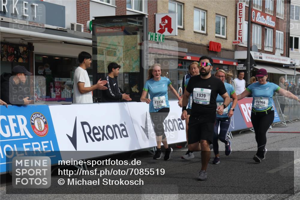 15.09.2024 - PSD Bank Halbmarathon Michael Strokosch http://msf.ph/oto/7085519 15.09.2024 12:33:05 Ziel 1939, 3308, 3336, 3337, 3359, 3463 meine-sportfotos.de