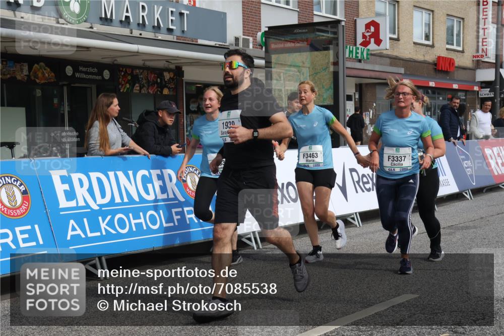 15.09.2024 - PSD Bank Halbmarathon Michael Strokosch http://msf.ph/oto/7085538 15.09.2024 12:33:06 Ziel 1939, 3308, 3336, 3337, 3359, 3463 meine-sportfotos.de