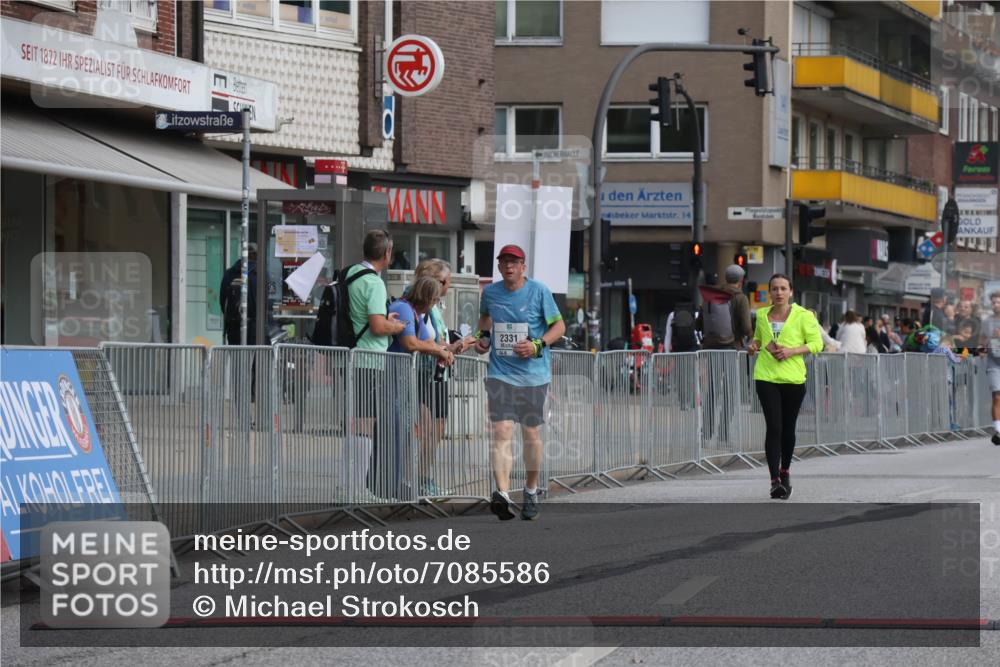 15.09.2024 - PSD Bank Halbmarathon Michael Strokosch http://msf.ph/oto/7085586 15.09.2024 12:33:21 Ziel 2331 meine-sportfotos.de