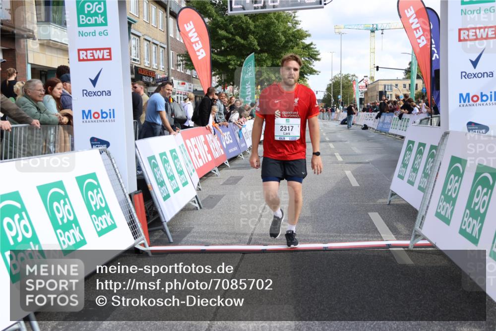 15.09.2024 - PSD Bank Halbmarathon Strokosch-Dieckow http://msf.ph/oto/7085702 15.09.2024 12:37:07 Ziel 1978, 2317, 3411 meine-sportfotos.de