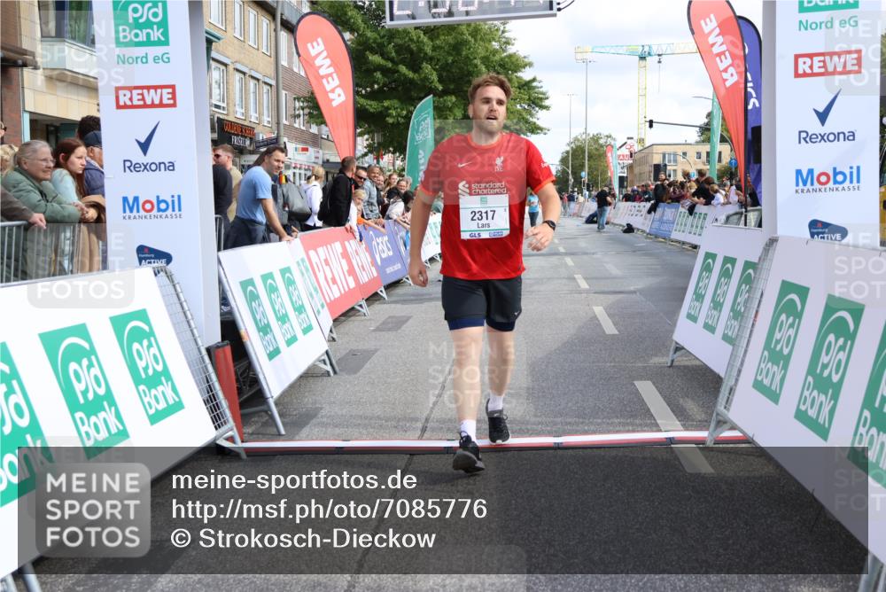 15.09.2024 - PSD Bank Halbmarathon Strokosch-Dieckow http://msf.ph/oto/7085776 15.09.2024 12:37:08 Ziel 1978, 2317, 3411 meine-sportfotos.de