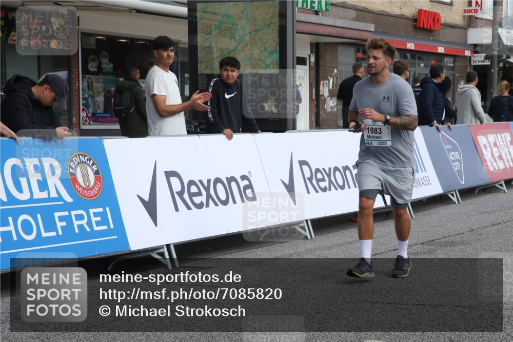 15.09.2024 - PSD Bank Halbmarathon Michael Strokosch http://msf.ph/oto/7085820 15.09.2024 12:33:42 Ziel 1983, 3107, 3451 meine-sportfotos.de